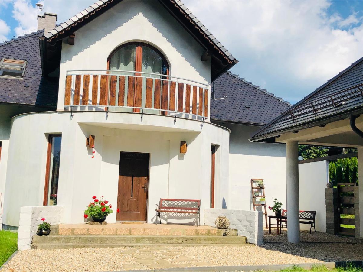 Villa Nibylandia Motylkowa Nowa Wies Grodziska Exterior foto